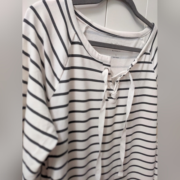 MATERNITY, A:GLOW, Lace-Up Tunic Sweater, Size Large. - Picture 3 of 8